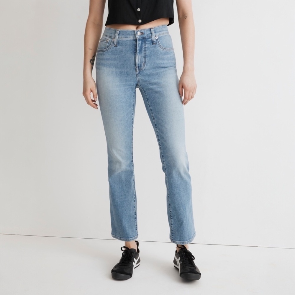 MADEWELL Kick Out Jeans in Carey Wash (light wash) Size 24